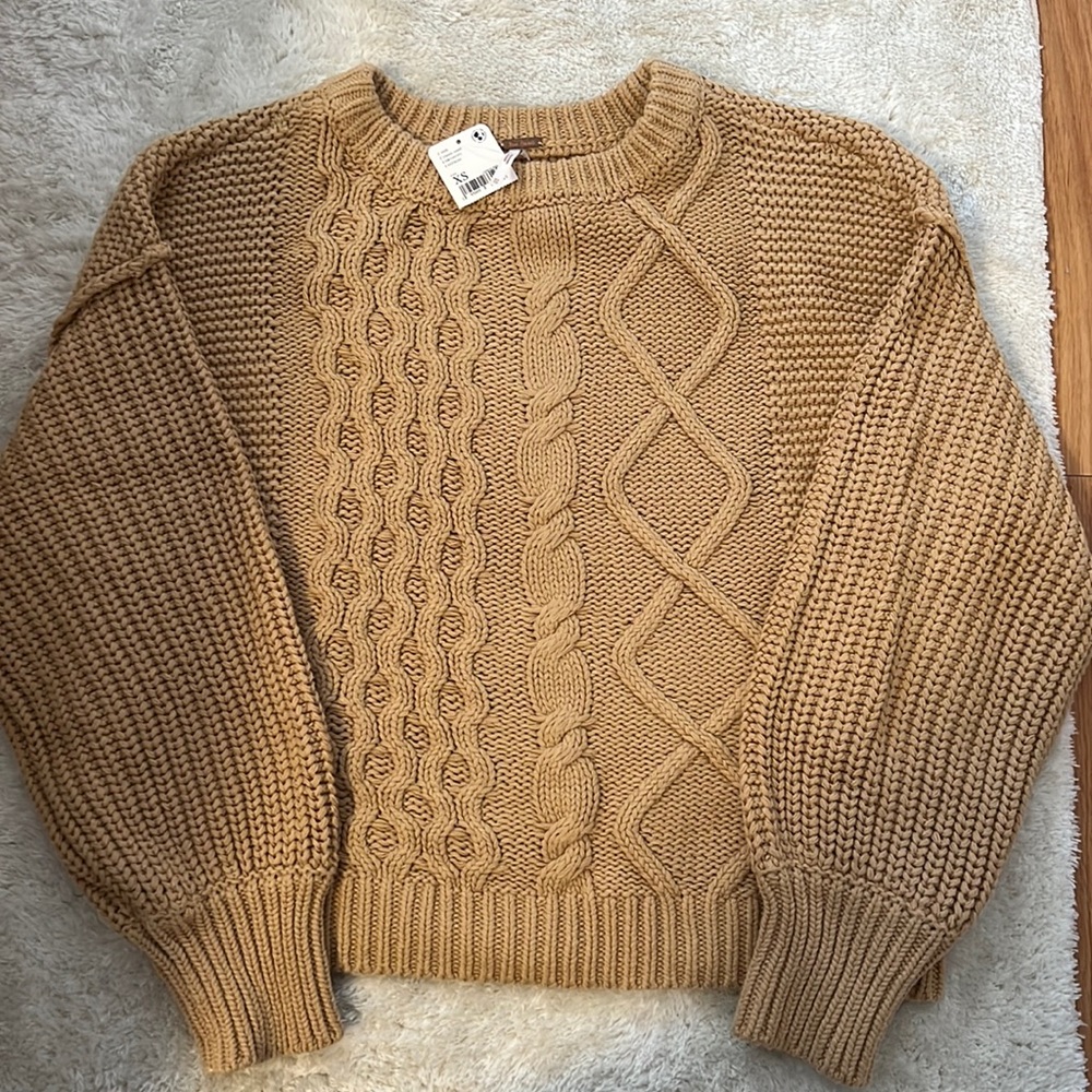 NWT! Free people dark cream/beige knit sweater